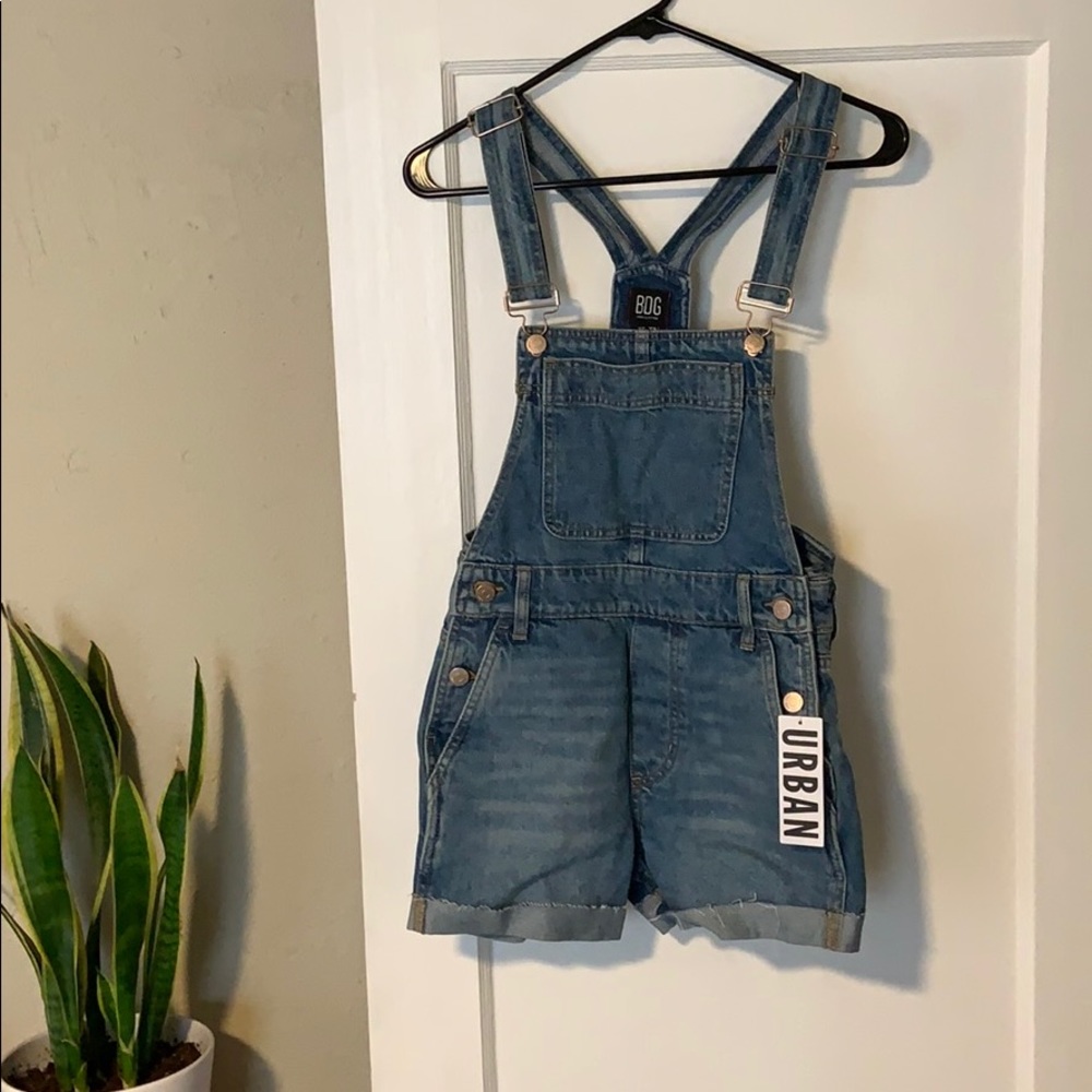 XS BDG shortall